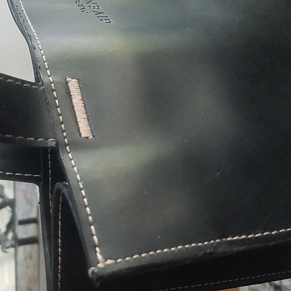 Givenchy Tote Shoulder Bag - Picture 13 of 17